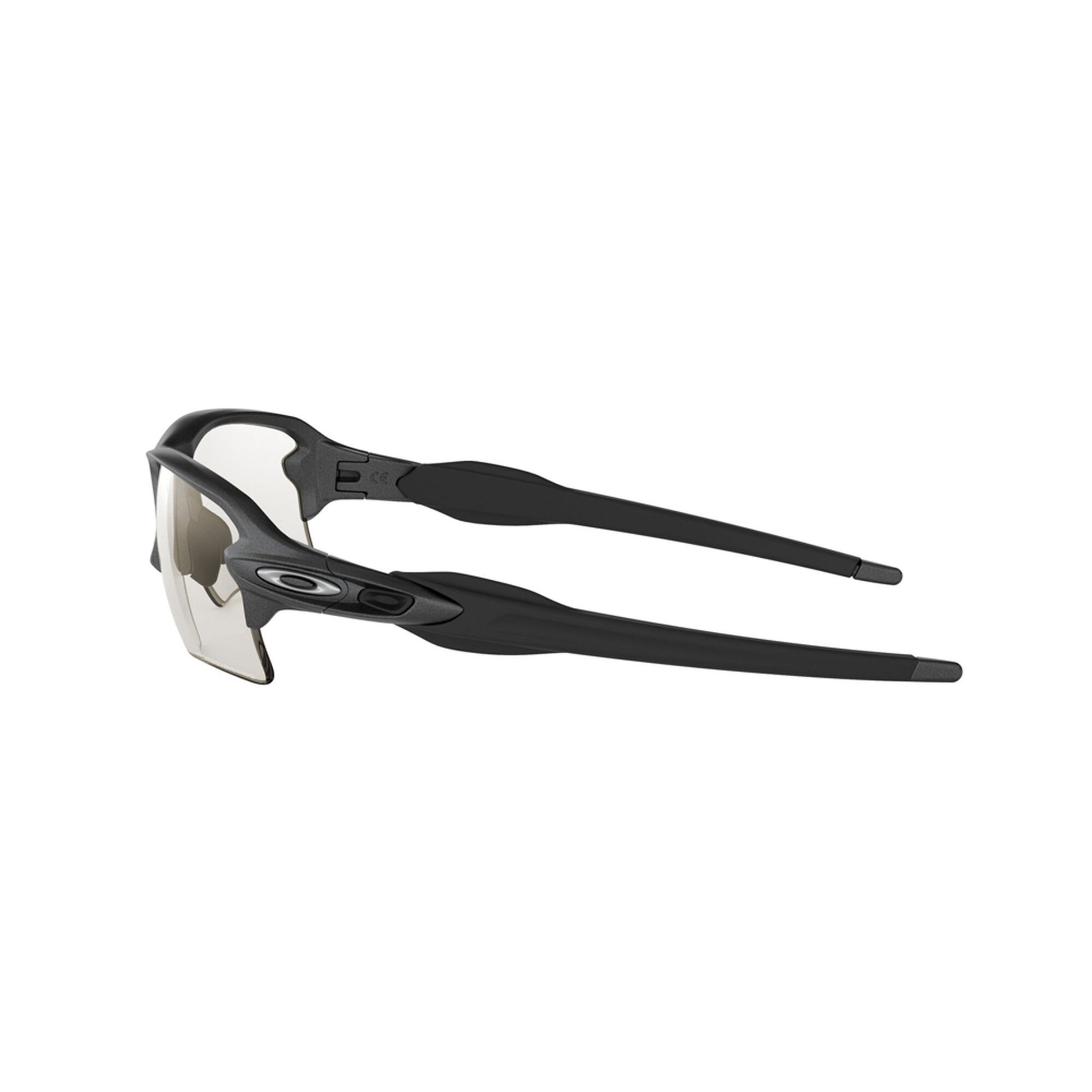 Oakley Flak 2.0 XL Photochromic Sunglasses